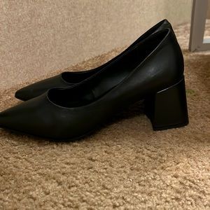 Aerosoles Black High Heels